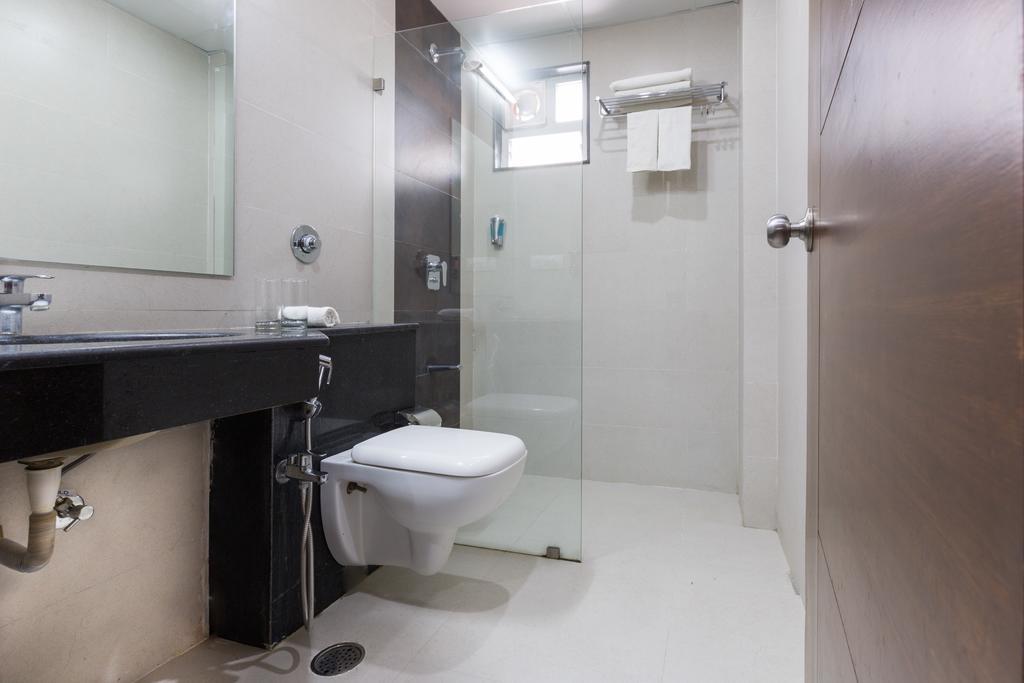 Sanctum Suites Bel Road Bangalore Eksteriør billede