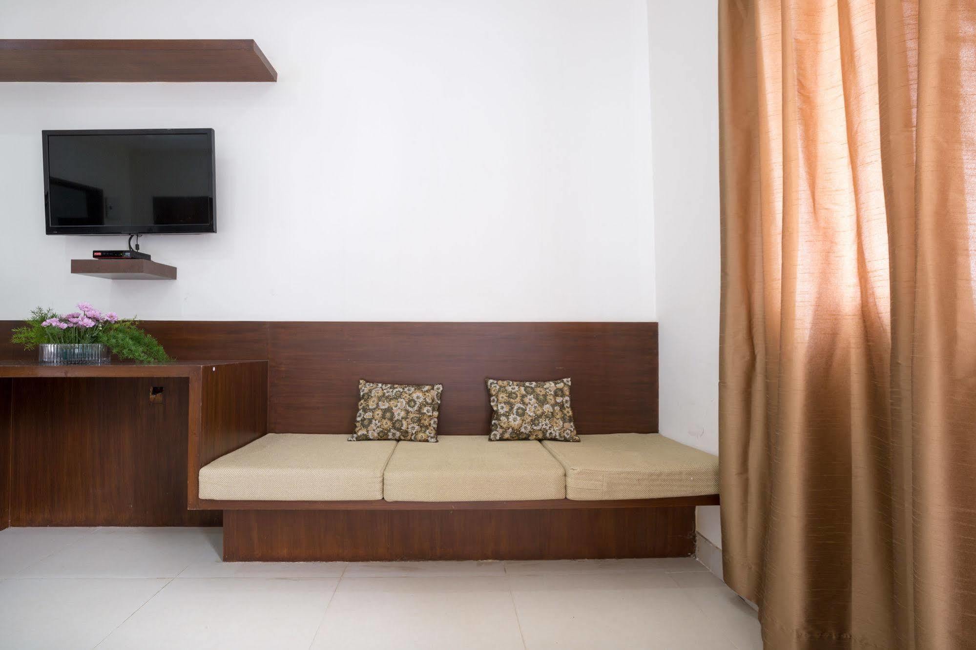Sanctum Suites Bel Road Bangalore Eksteriør billede